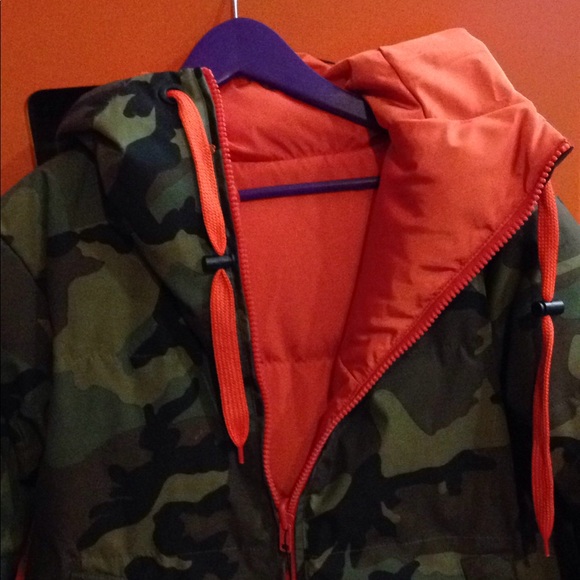 NWT Kendall & Kylie camo/orange reversible jkt - Picture 5 of 8